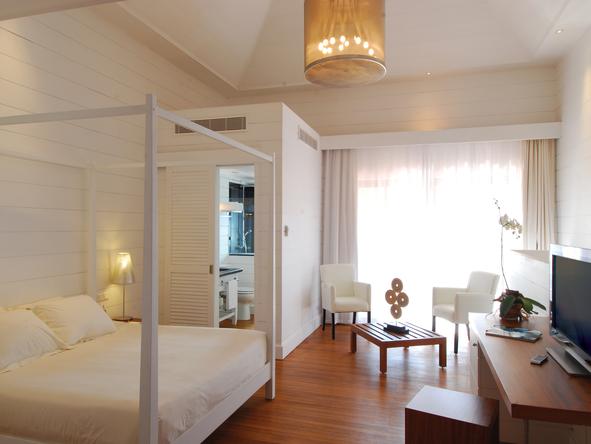 Le Mauricia Hotel - Bedroom 